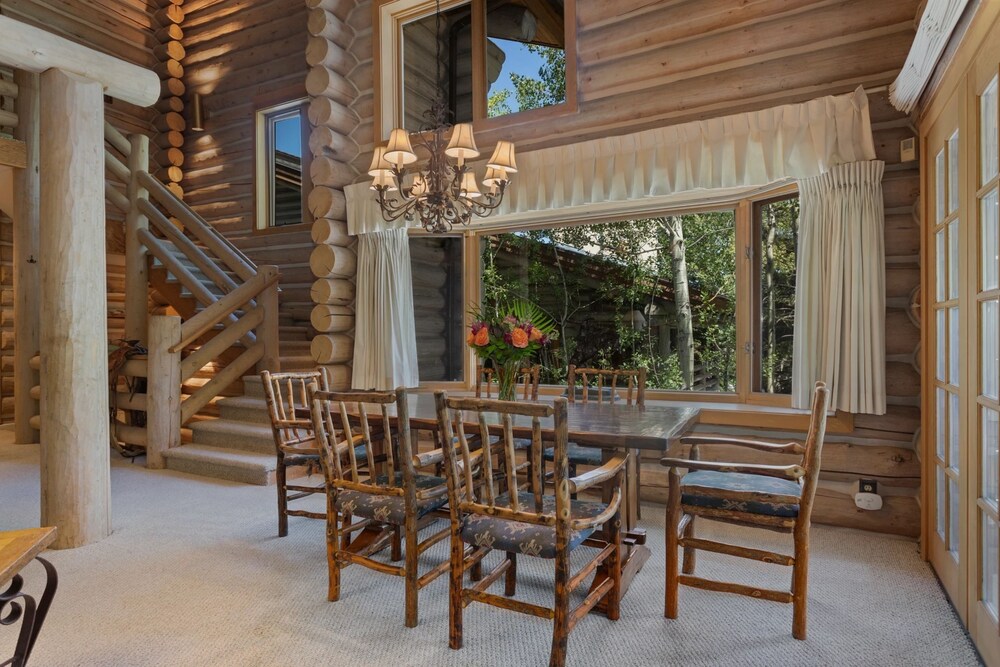 Pine Inn at Trail's End Lodge - Three Bedroom Residence with Spa #3 3 Condo