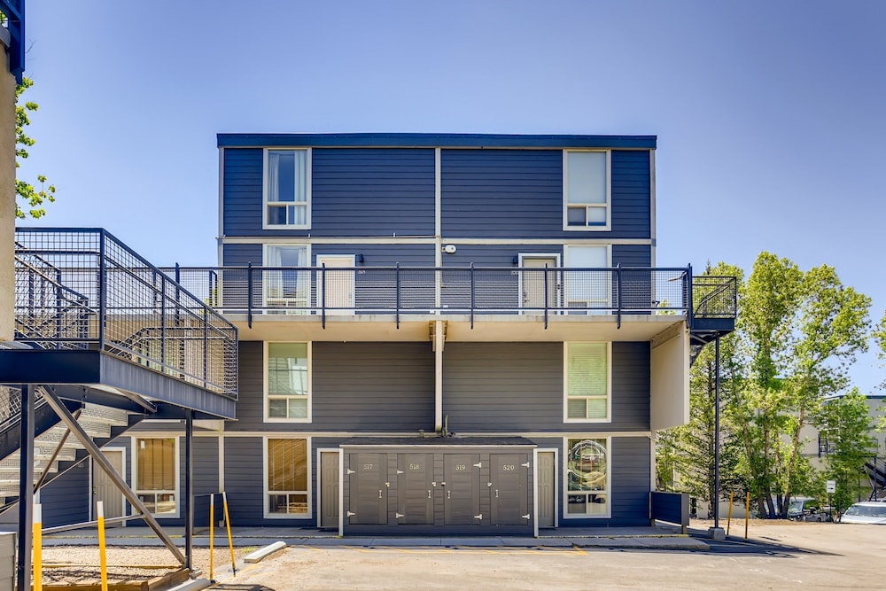 Private Entry, Washer&dryer, Near Town, Lake Dillon! 3 Bedroom Condo by RedAwning view 3