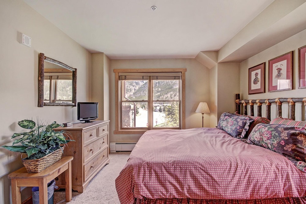 SkyRun Vacation Condos Copper Mountain Resort