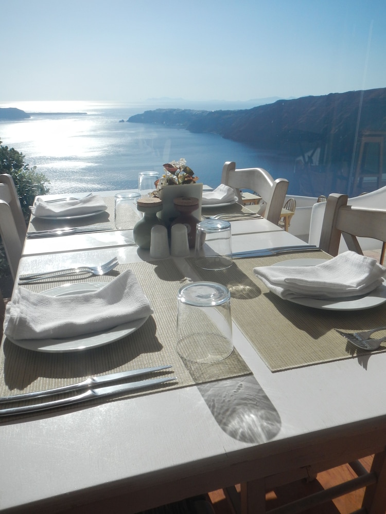 Rocabella Santorini Hotel & SPA 62
