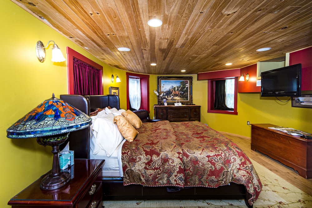 Stone Manor Boutique Inn - Property Image 52