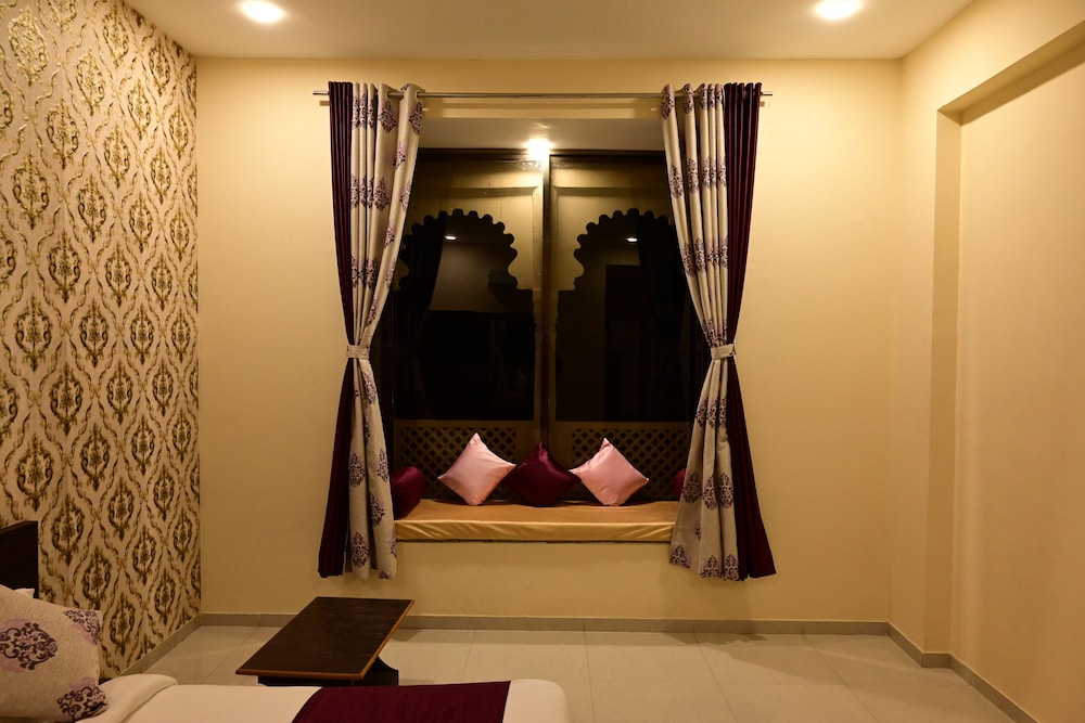 Vijayam Resort