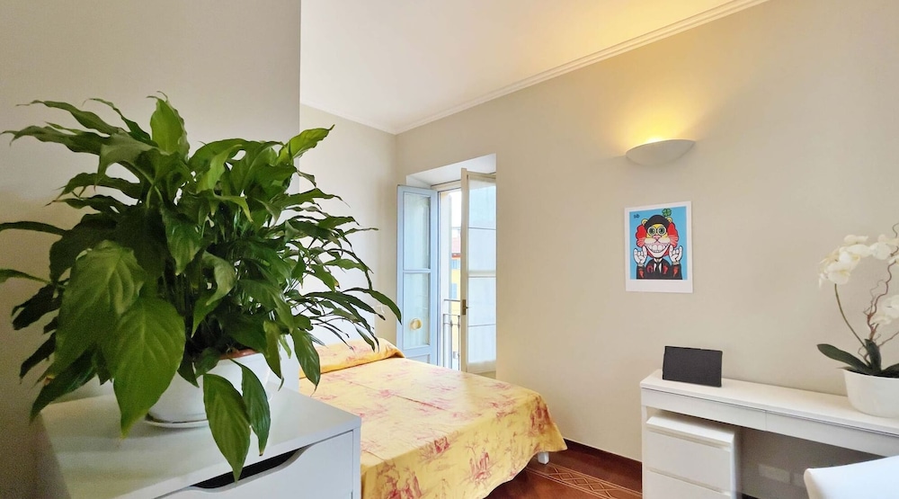 Chic & Quiet Apartment in San Babila