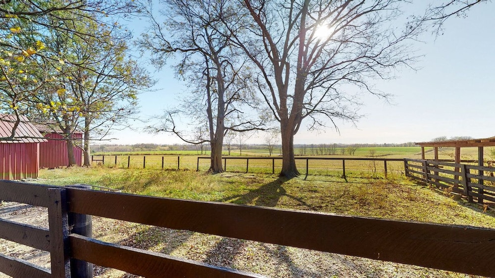 1851 Historic Maple Hill Manor B&B view 4