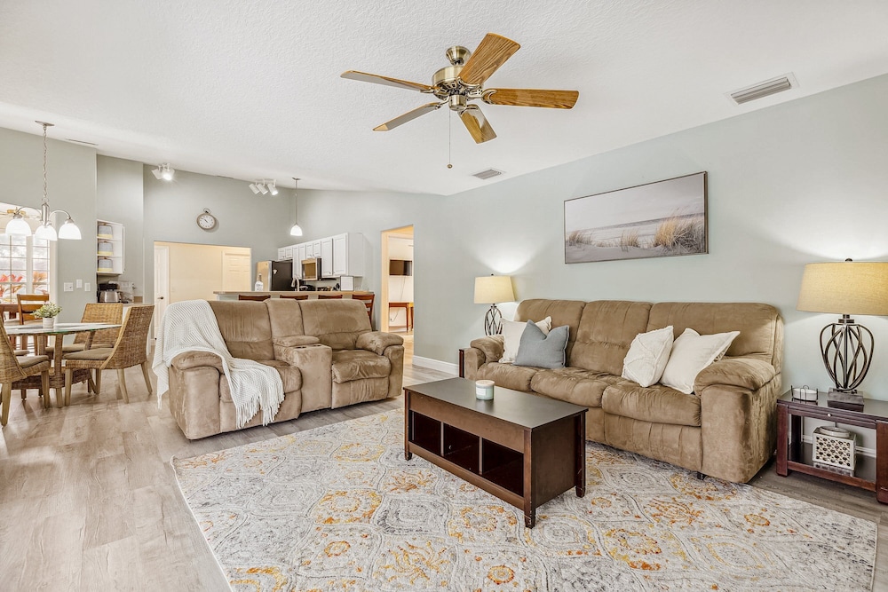 601 Benedictine Ter