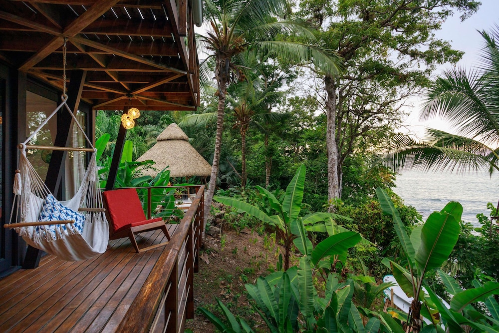 Isla Palenque Member of the Cayuga Collection