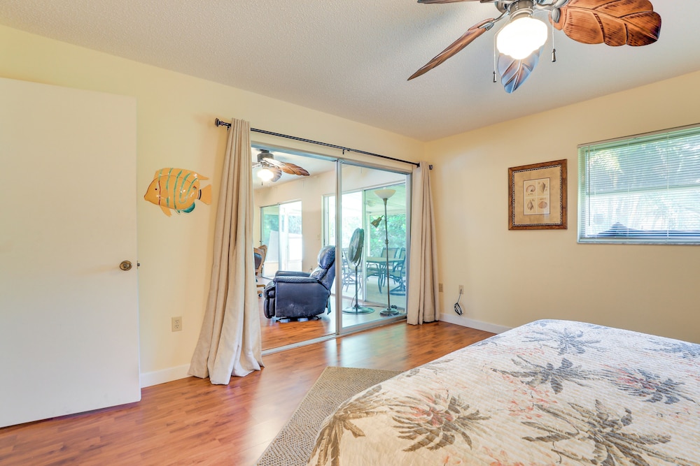 Palm Aire Home - 5 Mi to SRQ Airport!