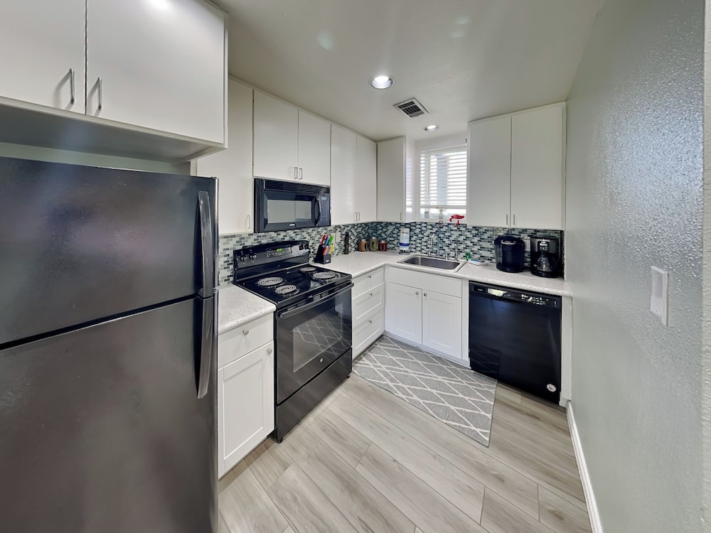 Coastal Hideaway by Silver Sands Vacation Rentals