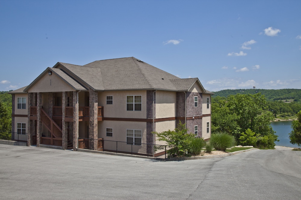 Rockwood Resort