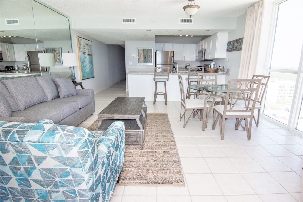 Pelican Beach Resort by Panhandle Getaways