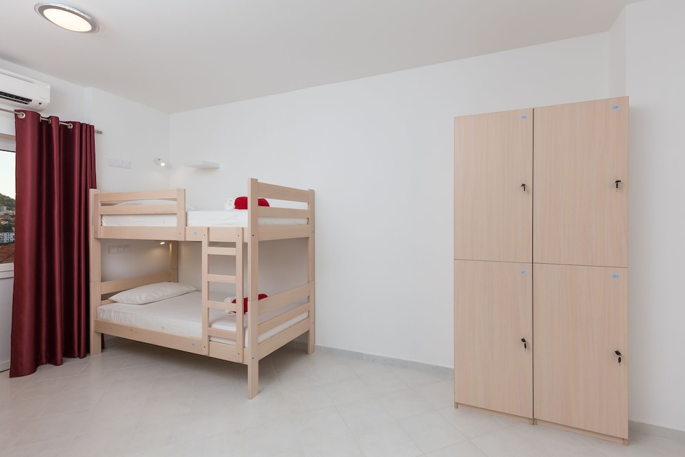 Hostel Free Bird - Adults Only photo 4