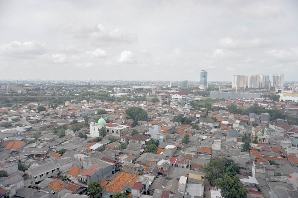 Restful And Homey Studio Patraland Urbano Apartment