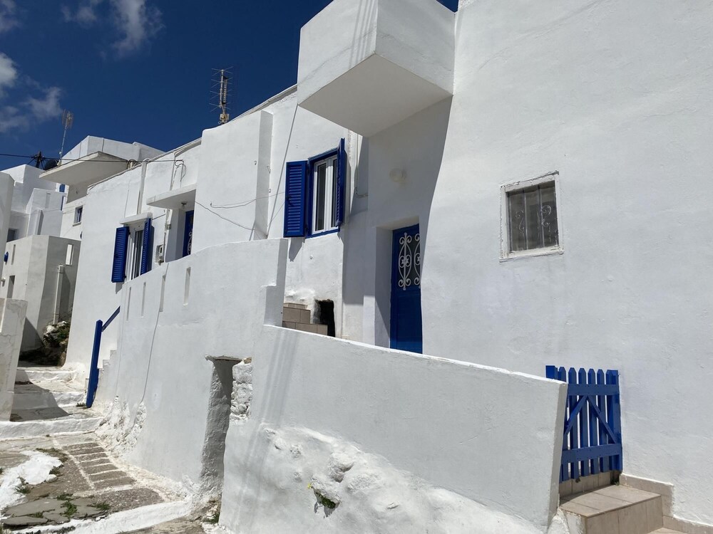 Sea Esta Serifos in Serifos view 2