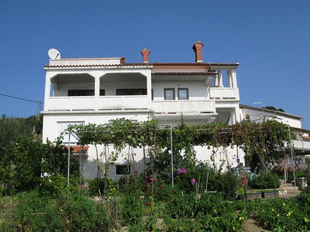 Apartments Mahić