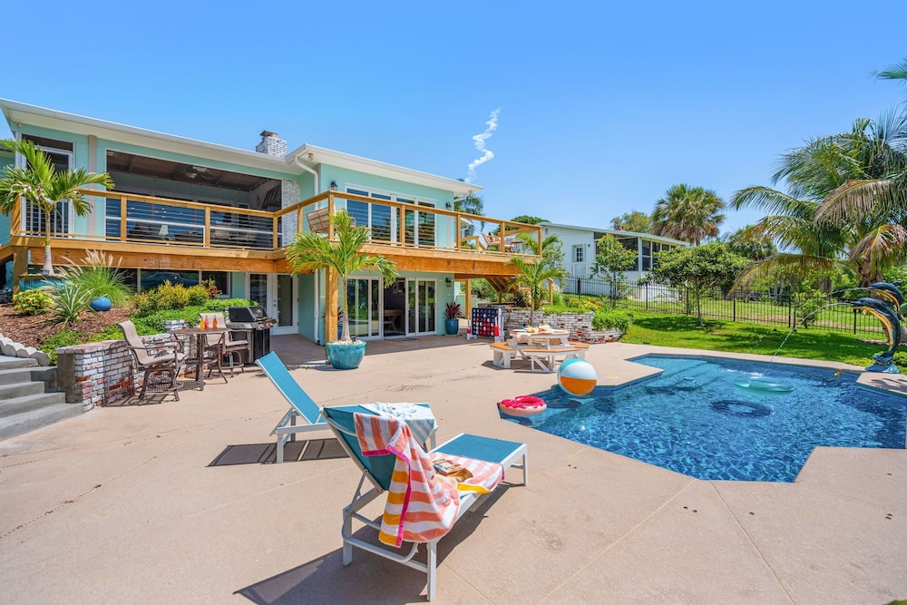 Mango Shores
