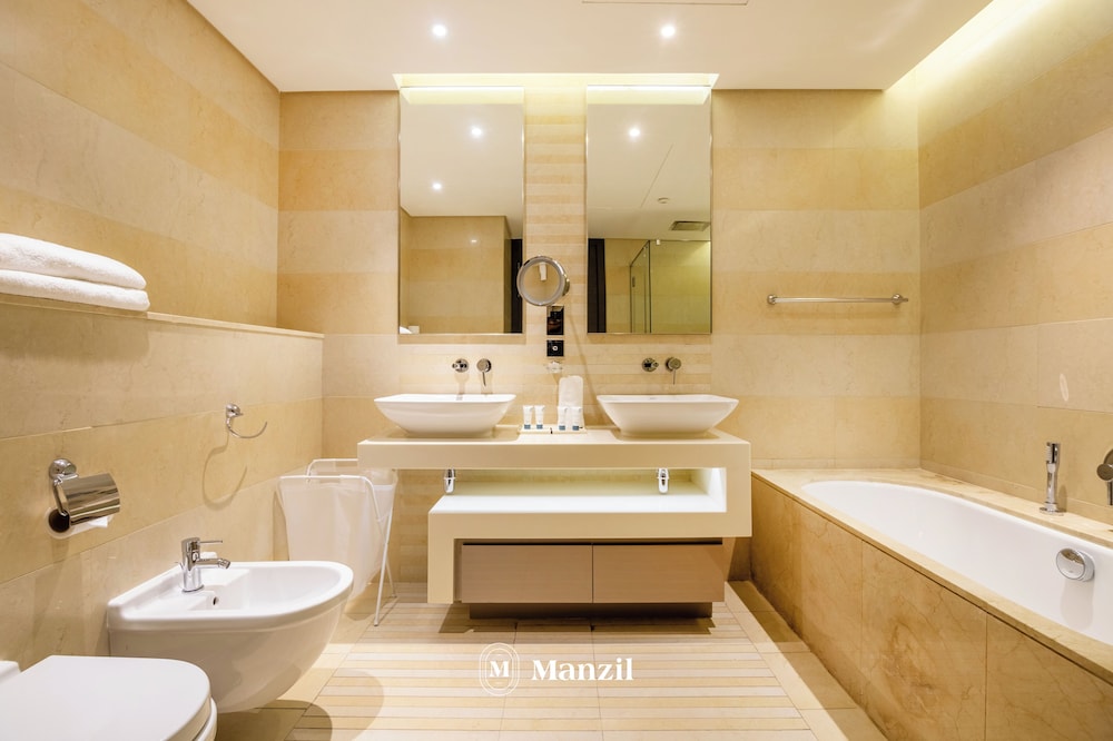 Manzil 3BR with pool near Dubai Frame