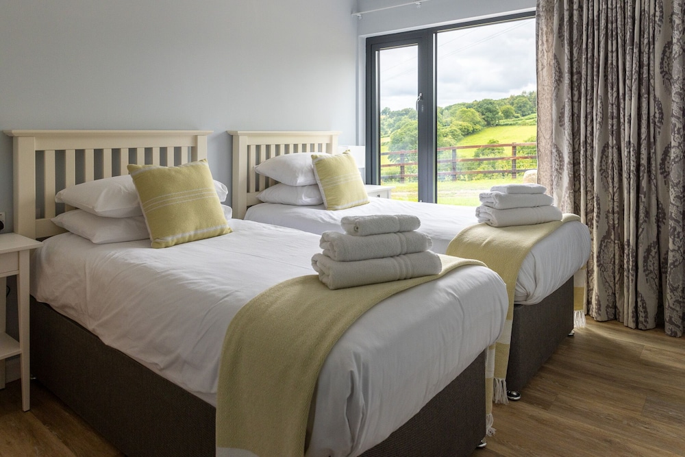 Welsh Marches at Upper Glyn Farm view 2