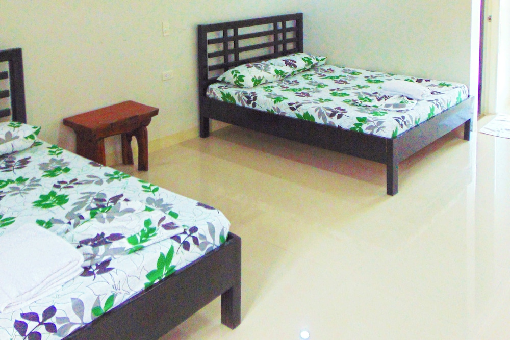 Casa Victoria Beach Resort and Restaurant
