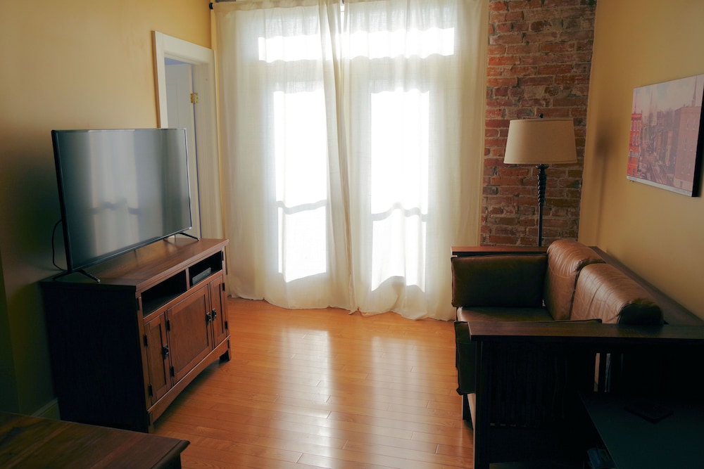 In Season Guest Suite