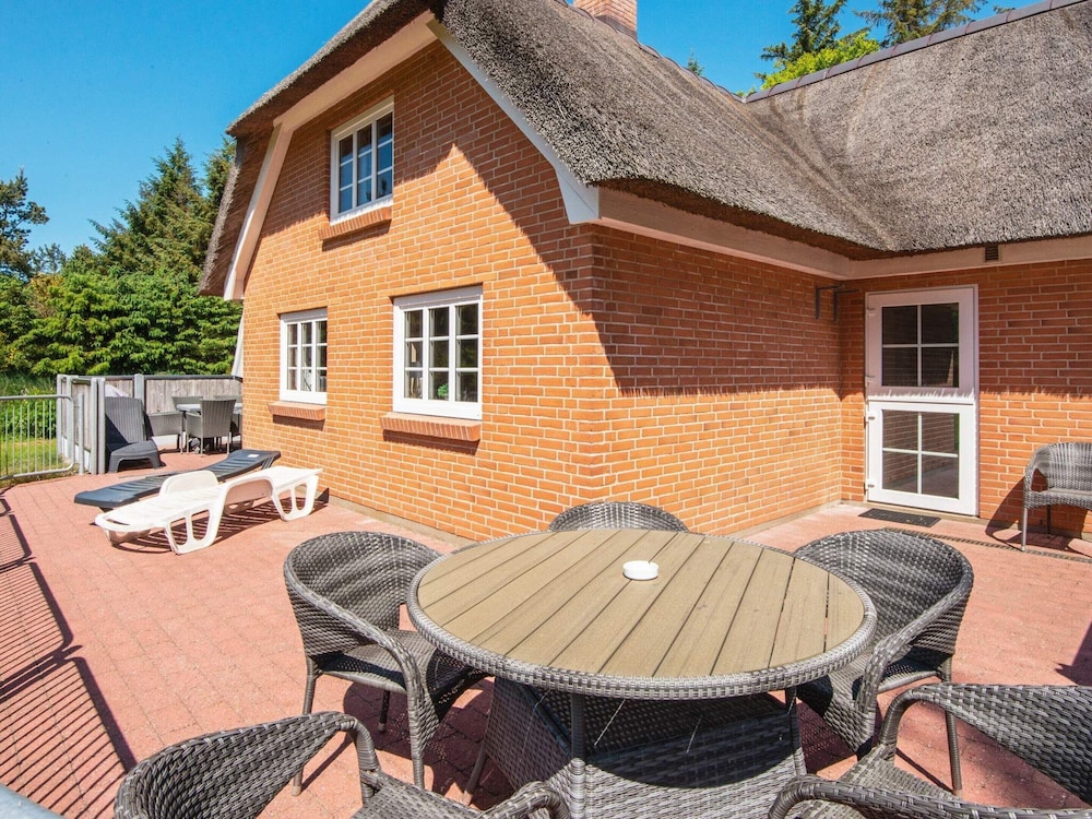8 Person Holiday Home in Ulfborg