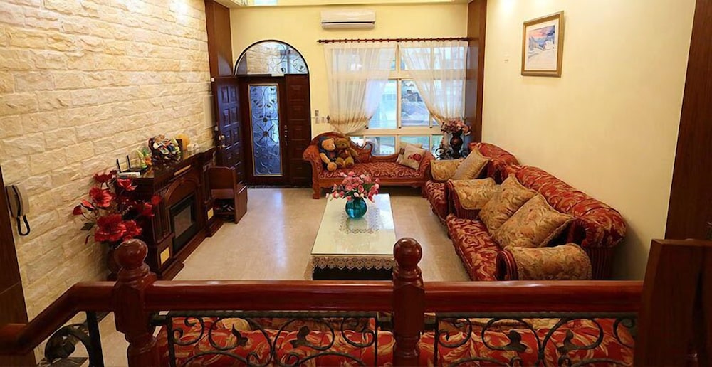 Love Family Hostel