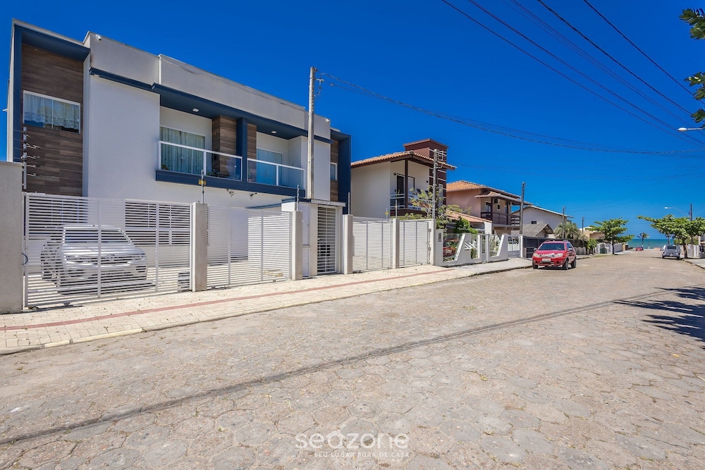 Apt w/ Barbecue Grill 190 m From the Beach Mbu0102
