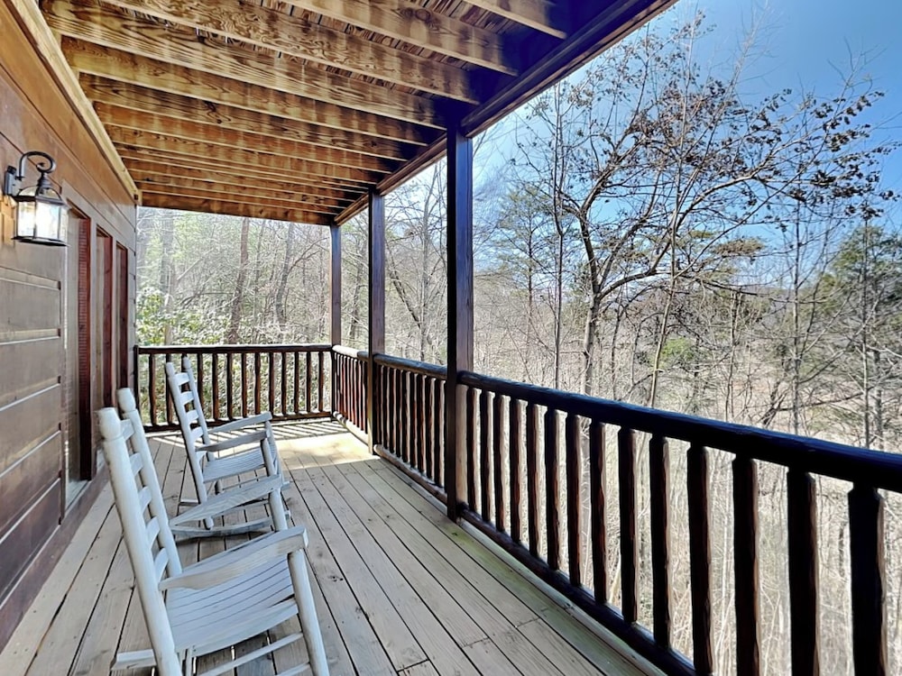 The Overlook by Jackson Mountain Rentals