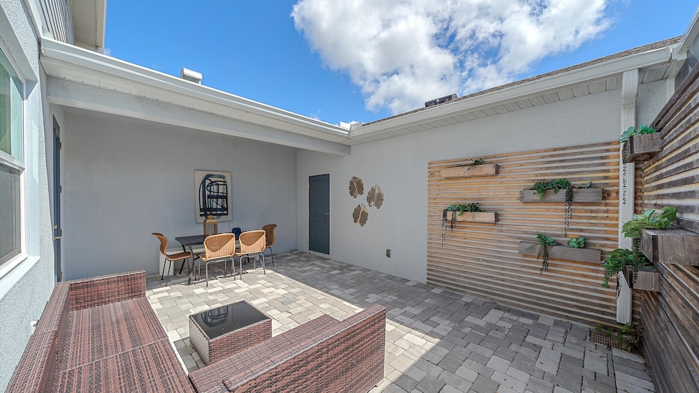 Lazy Days At Waterside 2 Bedroom Townhouse