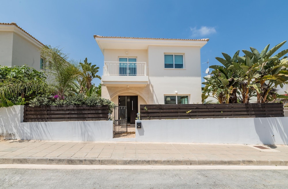 Villa Amesta in Protaras