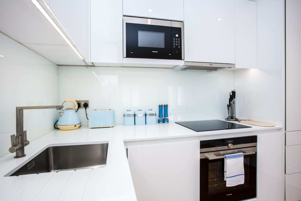 Bright 1 Bedroom Apartment in Regent's Park