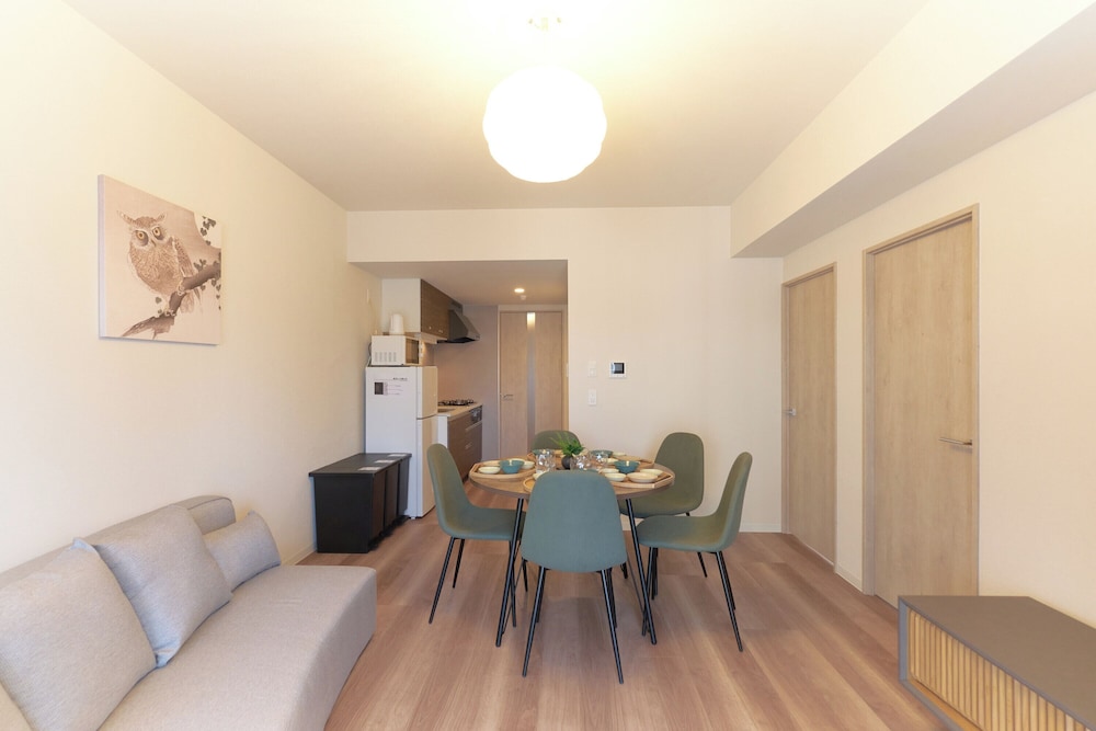 AQUA RESIDENCE Sangenjaya by Tranova