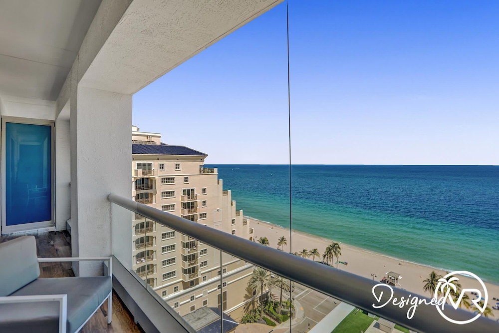 Stunning Beachfront Luxury- Your Perfect Getaway!