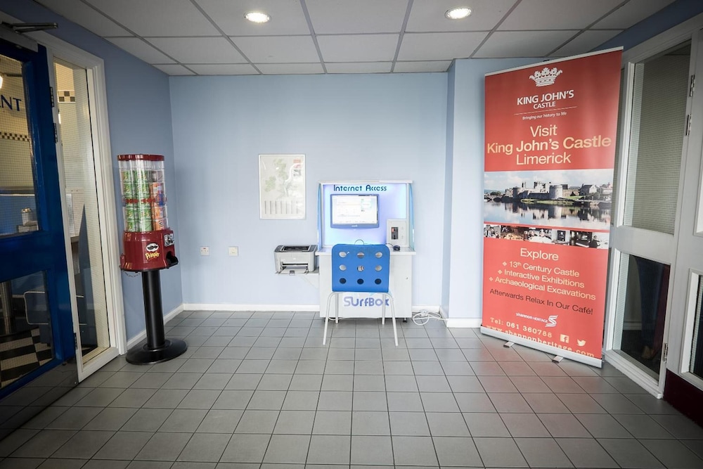 Limerick Vacations - Travelodge Hotel Limerick Ennis Road - Property Image 2