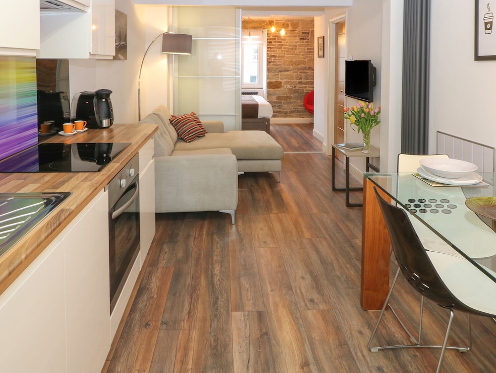 Over-under Cottage