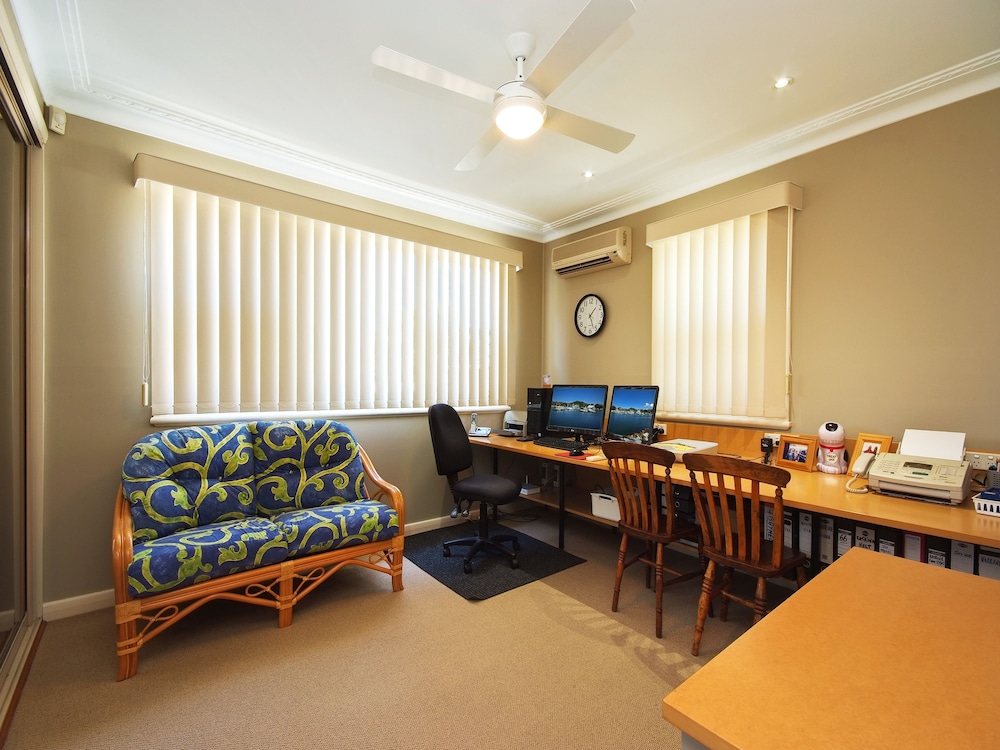 Nelson Bay Vacations - The Bay Escape at Nelson Bay - Property Image 8