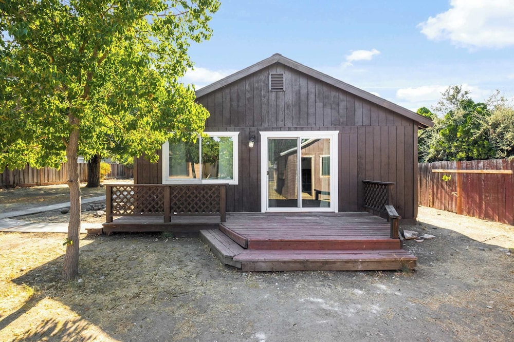 @ Marbella Lane - Modern Cabin-style 2BR Home