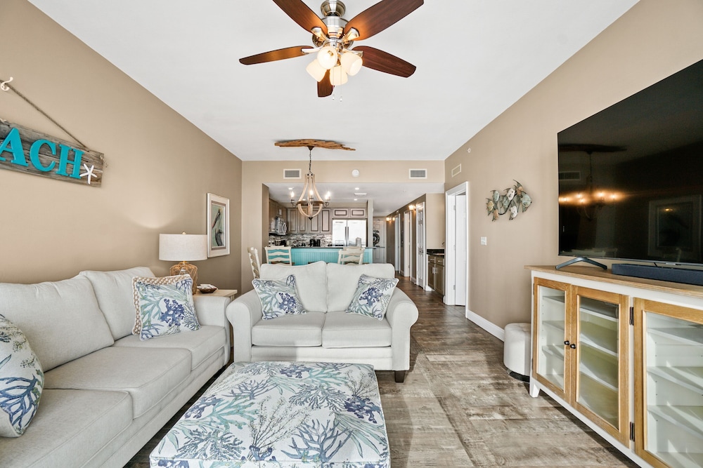 Calypso Beach Resort by Panhandle Getaways