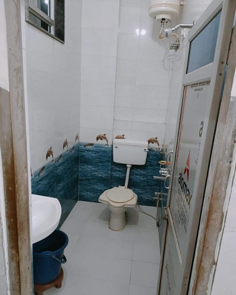 New khandelwal Guest House