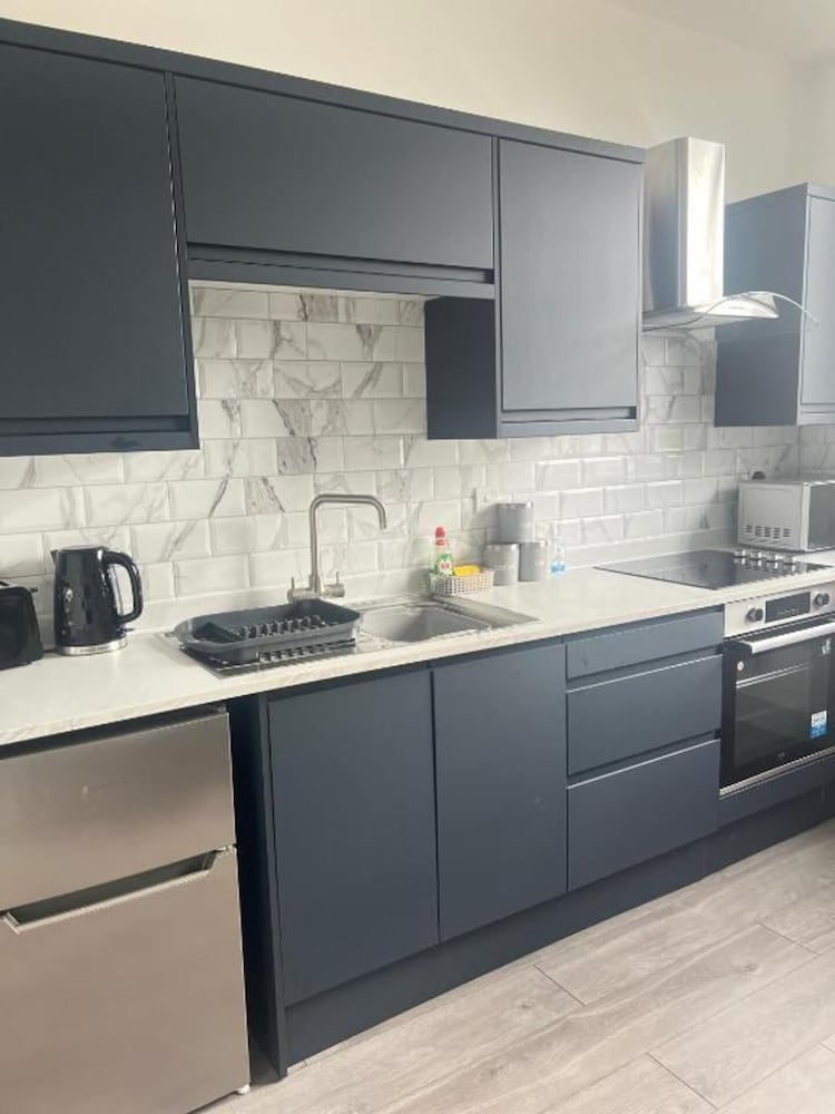 Desborough Apartment Retreat