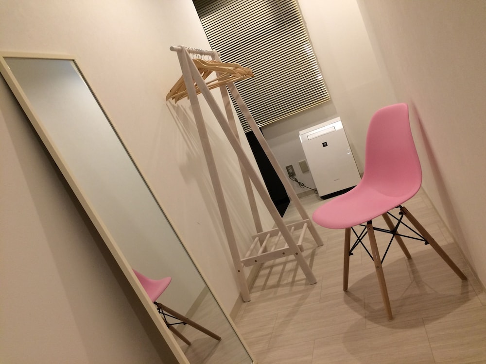 bnb+ Costelun Akiba - Hostel, Caters to Women