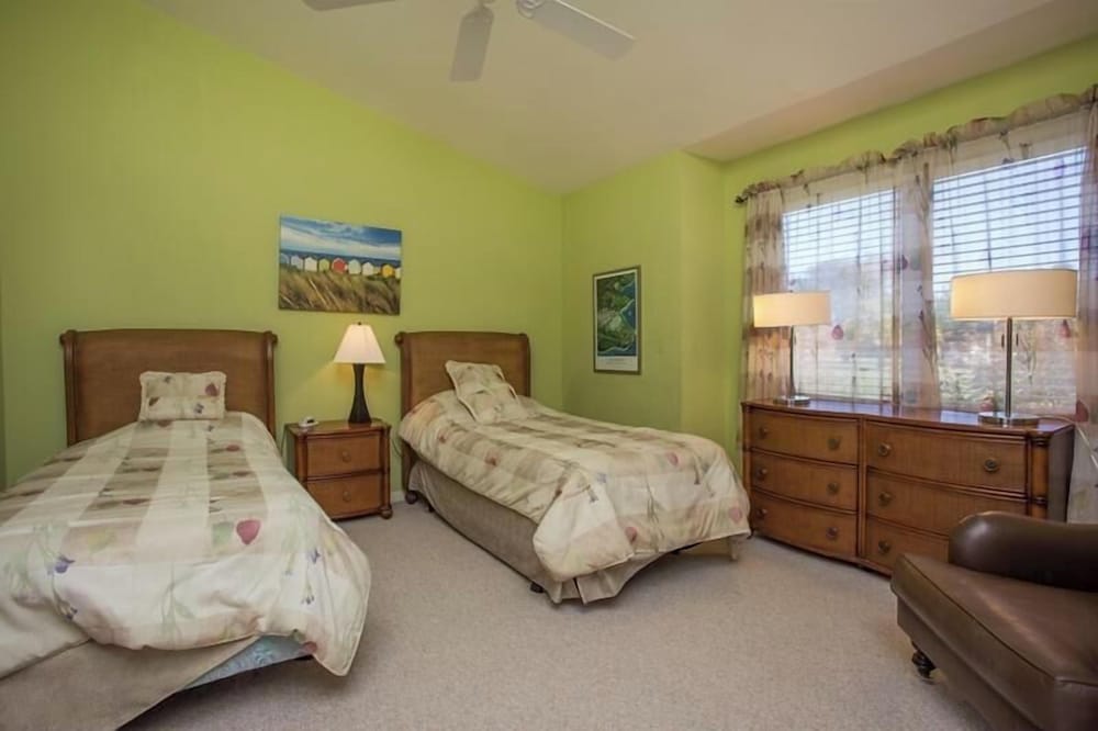 Spring Lake 758