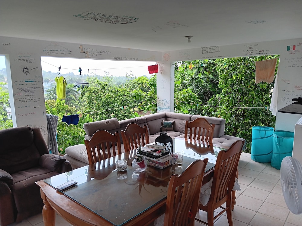 Dressrosa Guest house