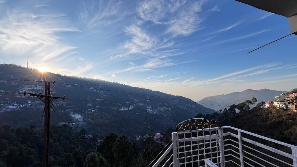 Red Stone Kasauli