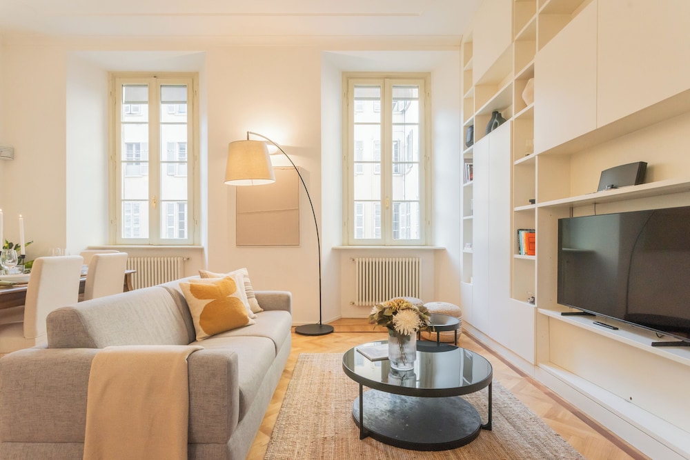 Casa Odescalchi by Rent all Como