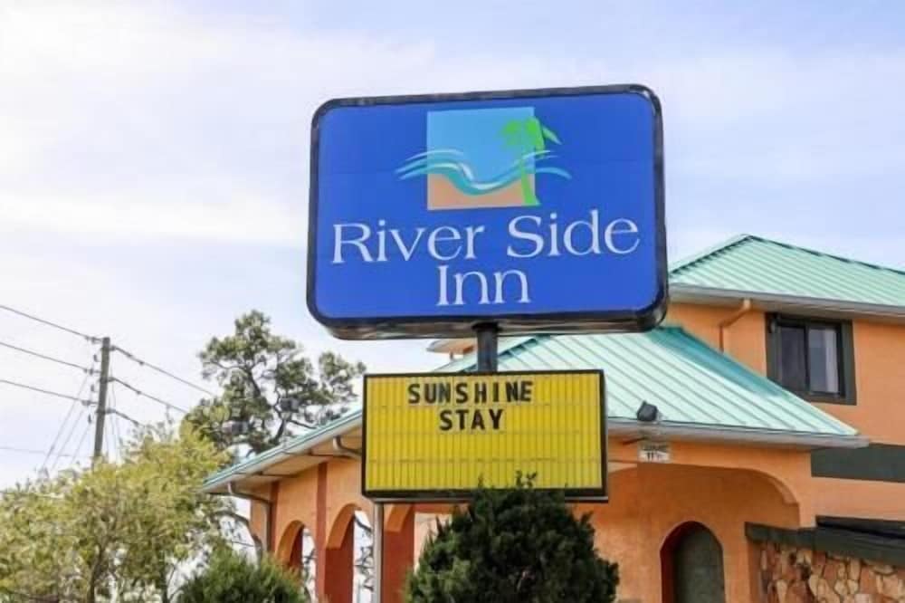 River Side Inn