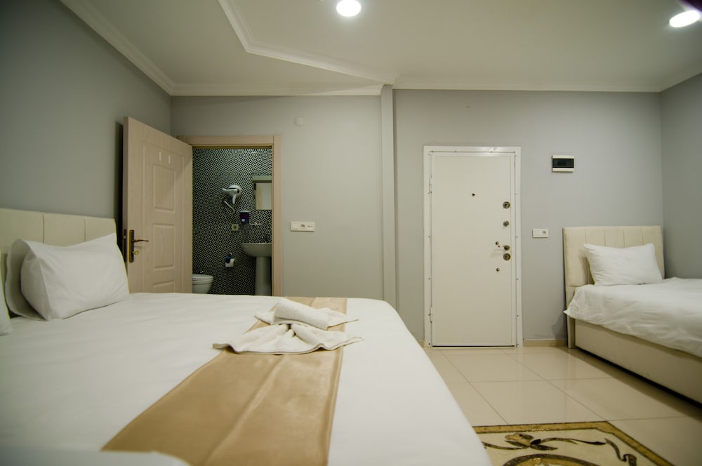 Istanbul Palace Otel - Image 38