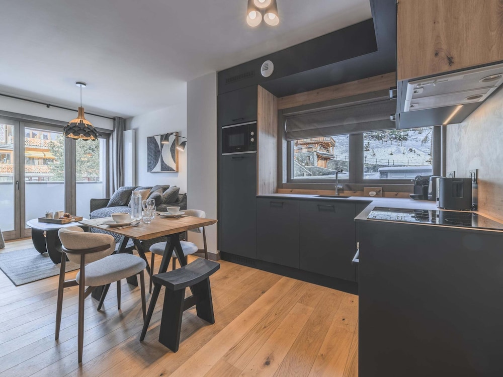 Apartment in Peisey With Stunning Mountain Views
