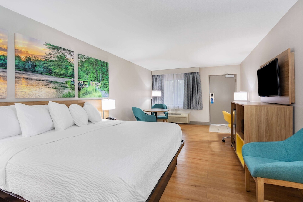 Days Inn by Wyndham N Orlando/Casselberry - Property Image 23