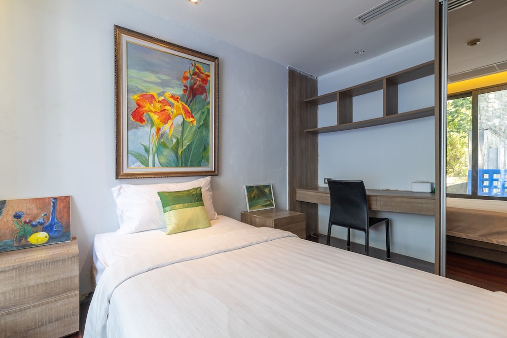 Phuket Moonlit Bay Seaview Resort&Spa