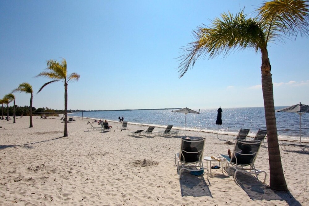 573 Little Harbor - Property Image 7